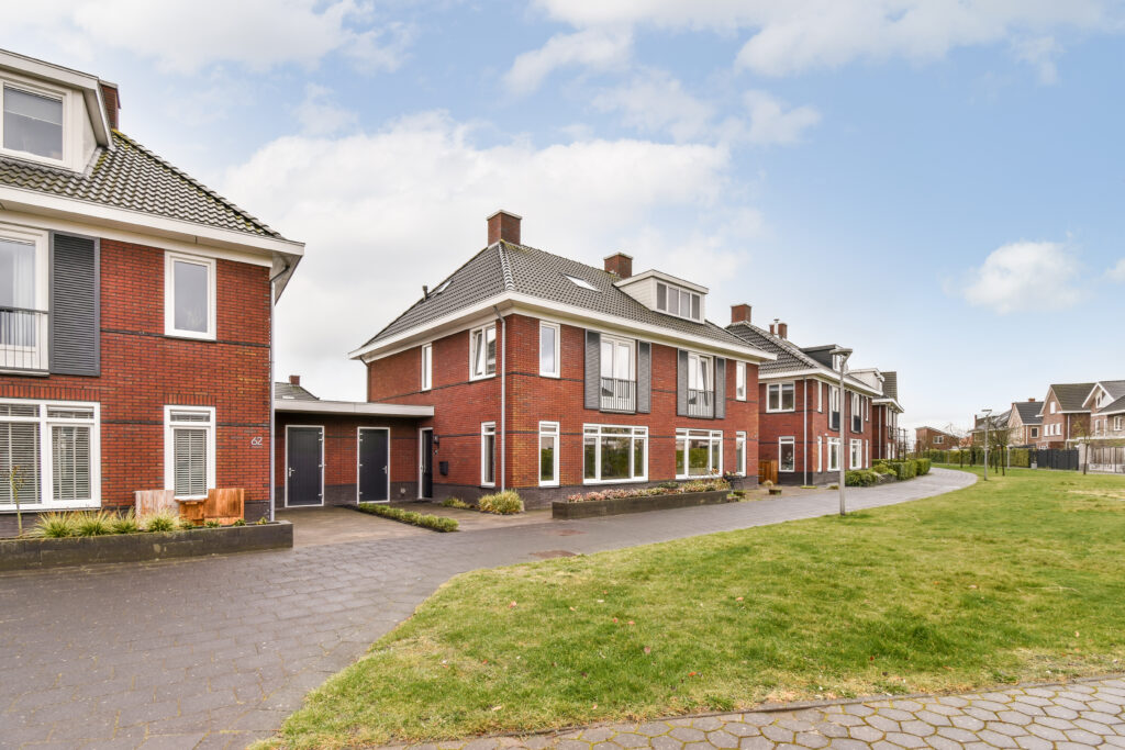 Residential conveyancing services for property buyers and sellers
