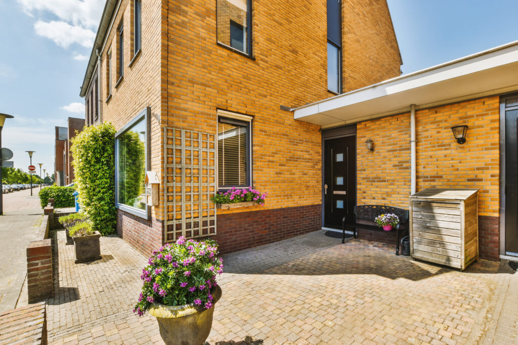 Residential conveyancing support for new build purchases